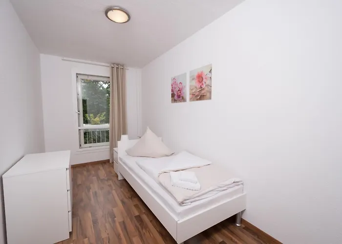 아파트먼트 암 브란덴부르거 토르 *