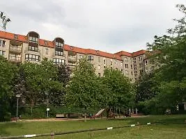 Am Brandenburger Tor * Berlin