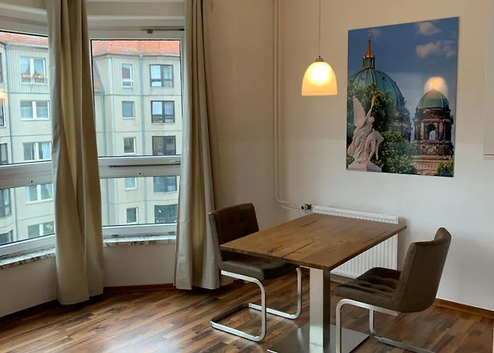 Am Brandenburger Tor Berlino