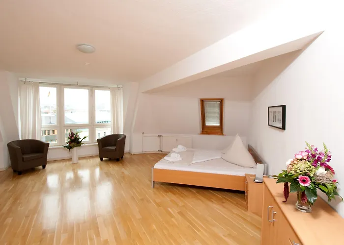 아파트먼트 암 브란덴부르거 토르 *