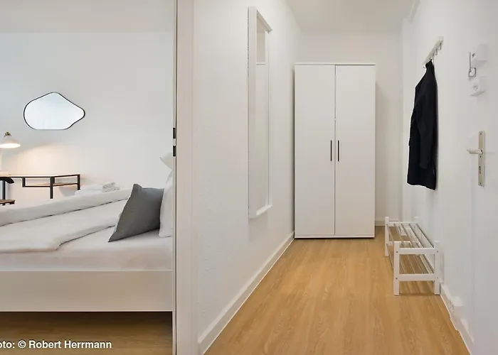 アム ブランデングルガー トール *